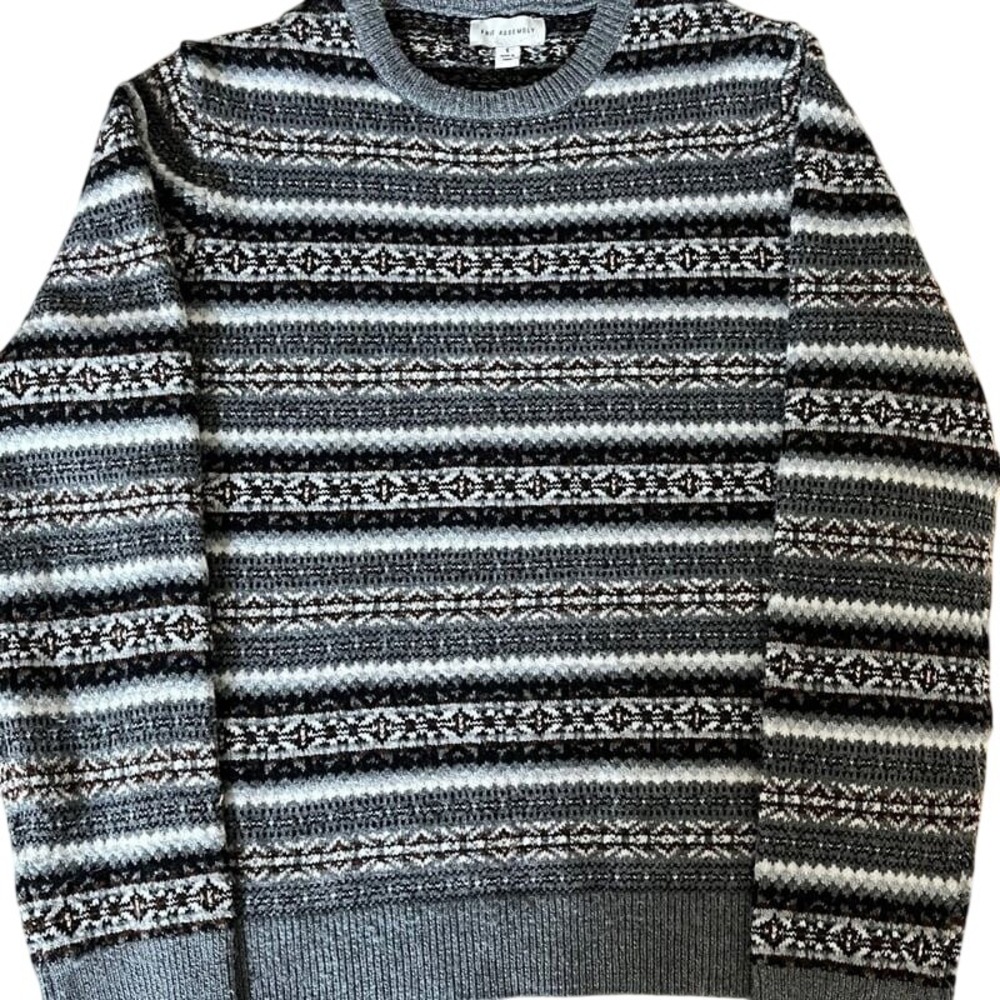 Free Assembly Mens Small Gray Black Fair Isle Crewneck Sweater Nordic